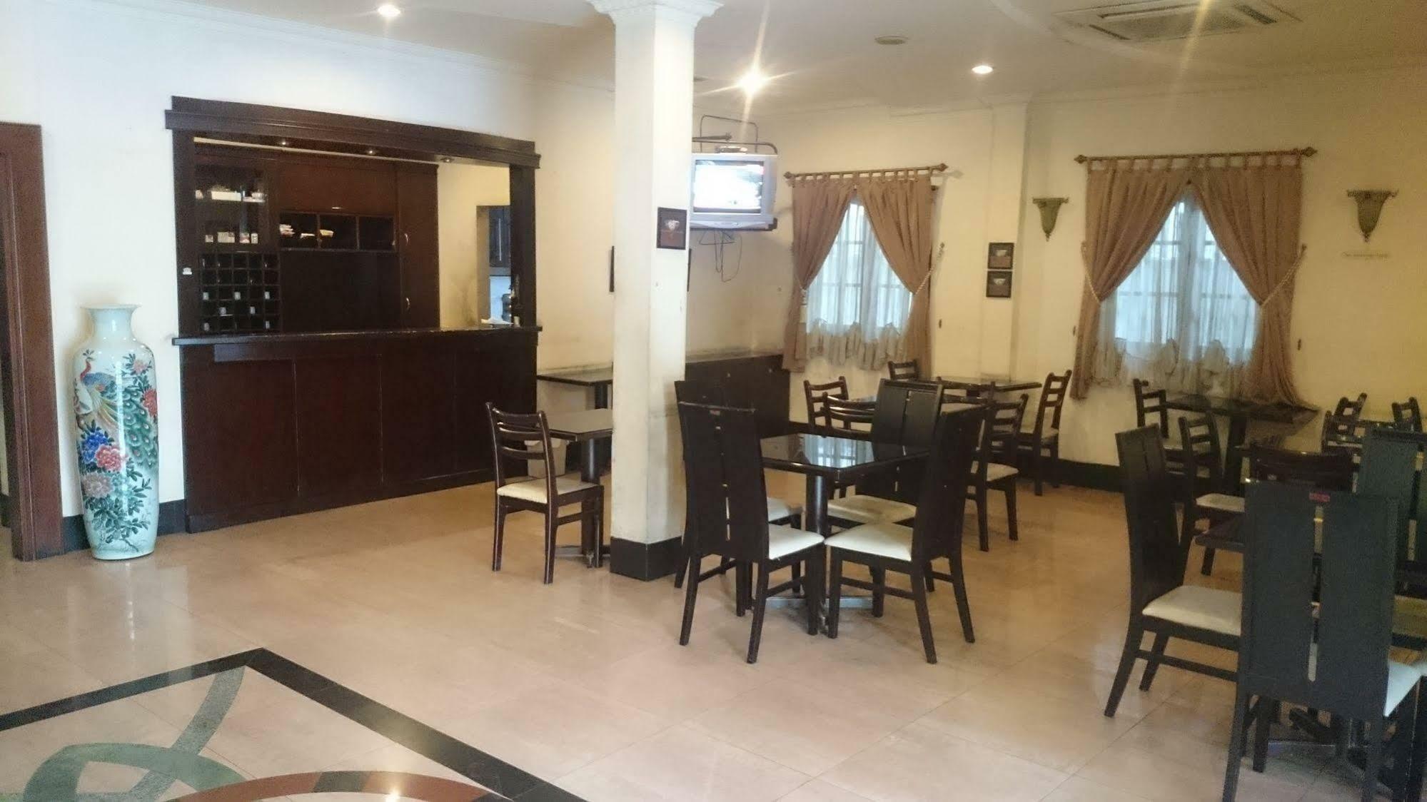 Hotel Citi International Palang Merah Medan Ngoại thất bức ảnh